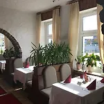 Rheinischer Hof 2*