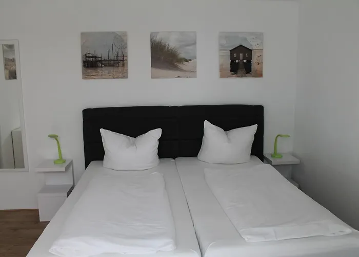 Rheinischer Hof فندق غيلدرن